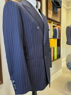 custom made suit 