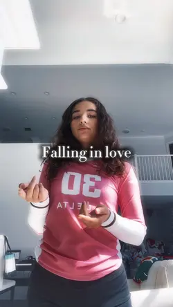 Falling in loveee