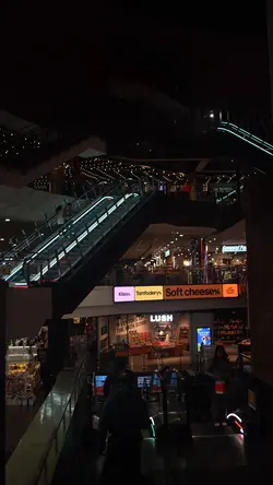 shopping centre
