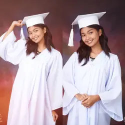 2 pics Graduation 