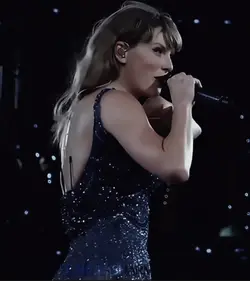 Taylor Swift edit