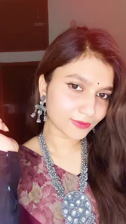 Kaisi Lag Rahi Hu