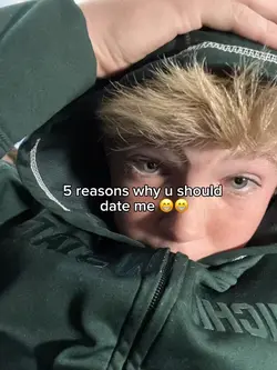 Y u should date me