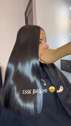 Alisamento no cabelo