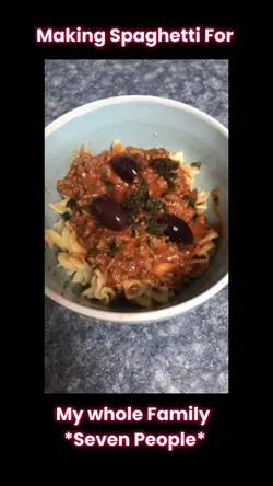 Making Spaghetti 😭😂