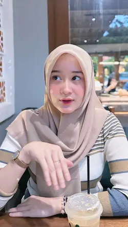 melayang layang