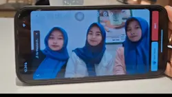 trend keluar layar 
