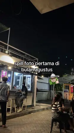 spil foto pertama