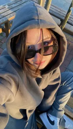 Ade Nona Tambah Gaga