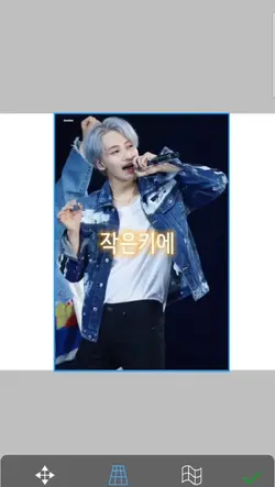 작은 키에 동그랗게 생긴 얼굴형!