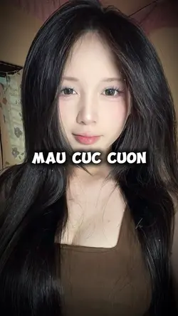 Những cánh hoa rơi