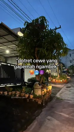 potret cewe gapernah