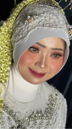 Wedding makeup