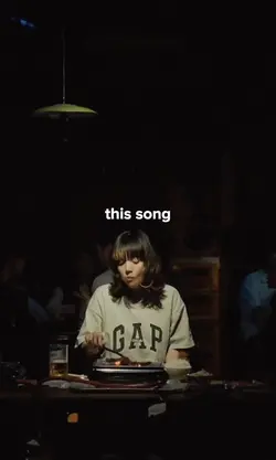 chandelier x wildflo