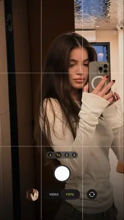Aesthetic miror