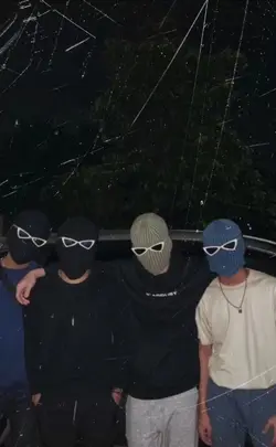 KL  GANGSTER