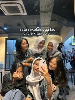 satu sekolah jga tau
