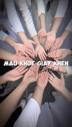 Mẫu khoe giấy khen