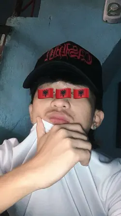 Stiker bisa di geser
