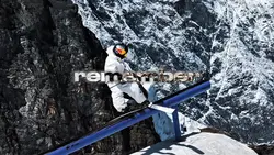 Snowboarding Moment