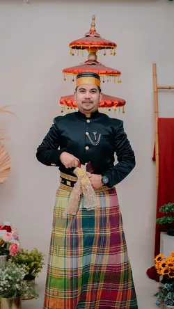 Adat bugis polos