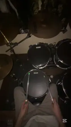 Batteur : Lucas