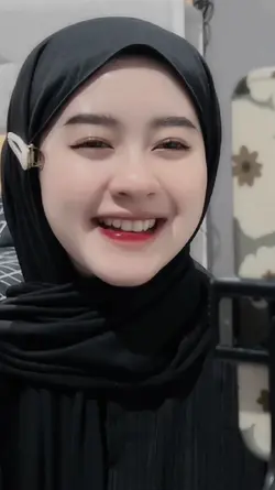 KESAN INDAH PERTAMA 