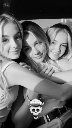 x3 Mini Me 🤯