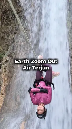 Earth Zoom Out Trend