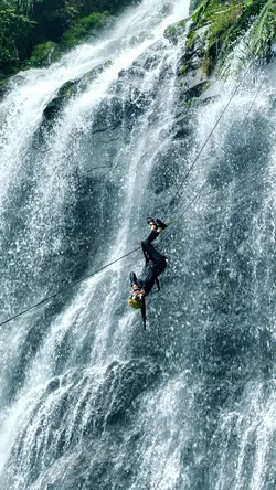 Canyoning