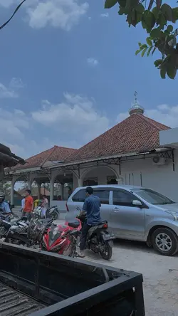 Sunyi