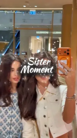 Sister Moment