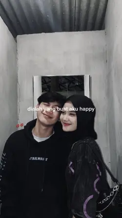 Dialah yang buat aku
