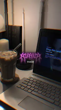 versi glitch