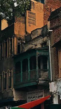 old song+old buildin
