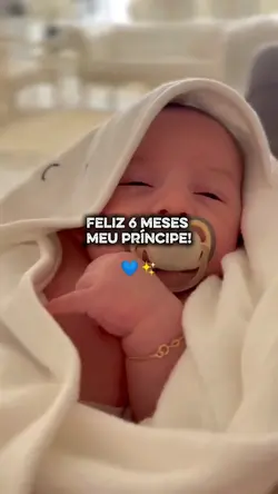 Feliz 6 meses filho 