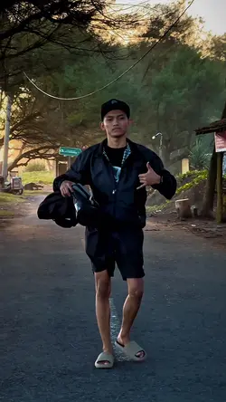SLOWMO KECE