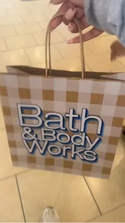 Shopping 🛍️🛍️💸💸💸