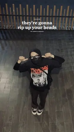 MCR LIRIK