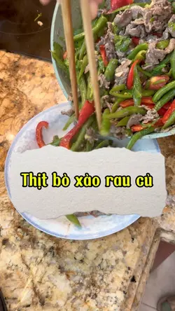 Thịt bò xào rau củ