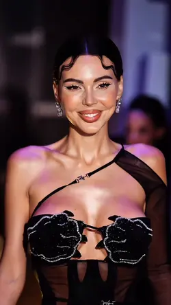 WOW🤩