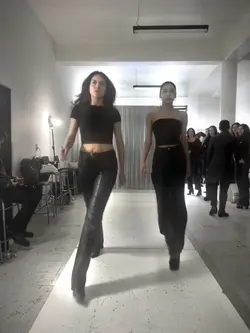 runway ✨
