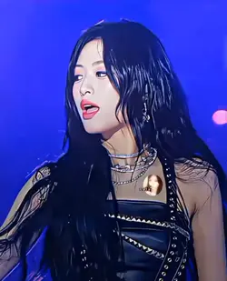 ahyeon | edit ..!💋