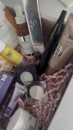 Unboxing Lorealistar