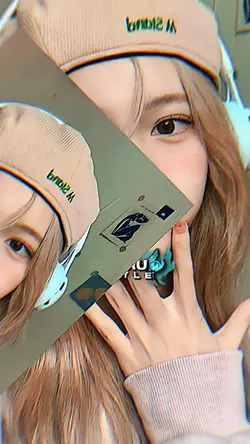 បទសុរិនកំពុងល្បីក្នុងTikTok 