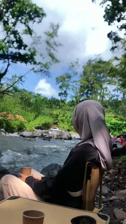 Awan tak pernah