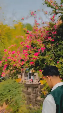 S L O M O