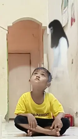 PENAMPAKAN HANTU
