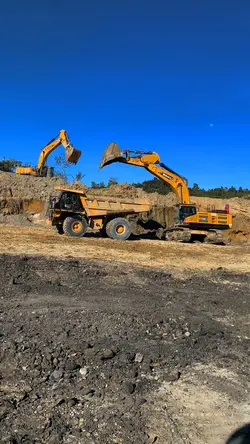operator excavator 