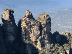 Three sisters 